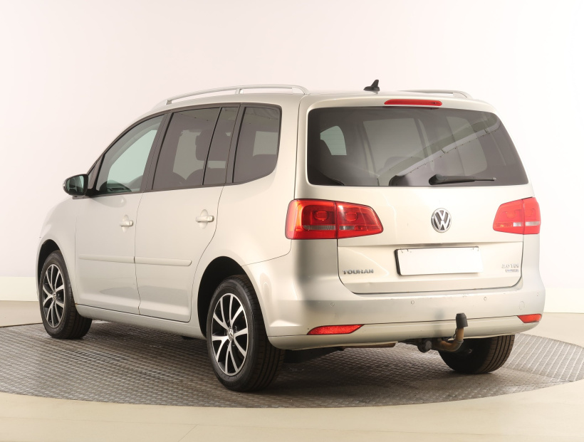 Volkswagen Touran, 2011