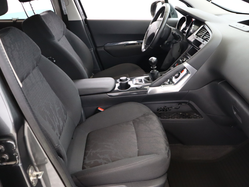 Peugeot 3008, 2012