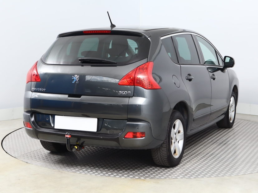 Peugeot 3008, 2012