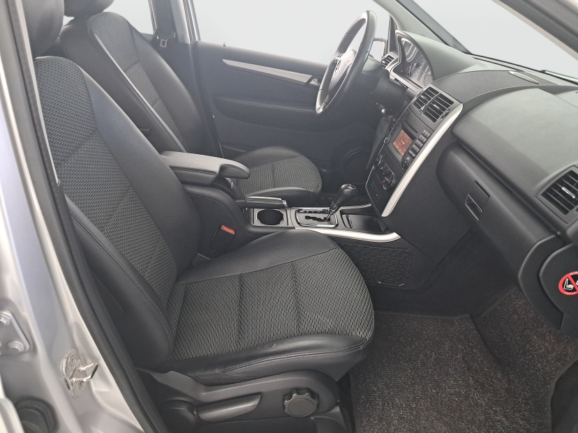 Mercedes-Benz A, 2011