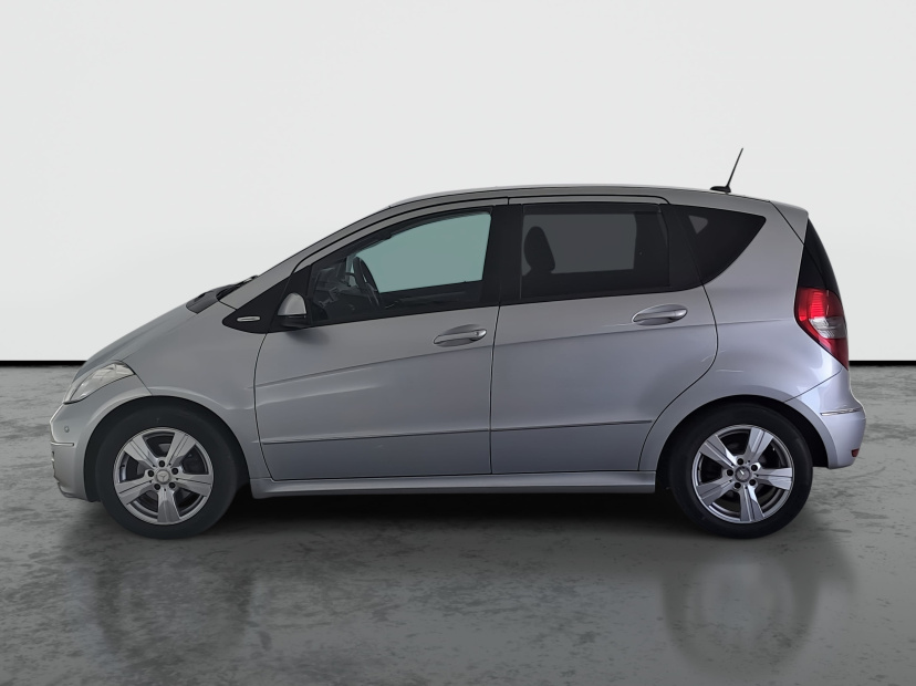 Mercedes-Benz A, 2011