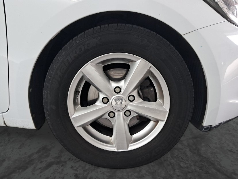 Kia Ceed, 2013