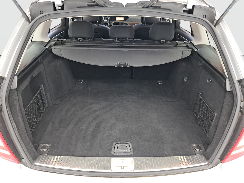 Mercedes-Benz C, 2011