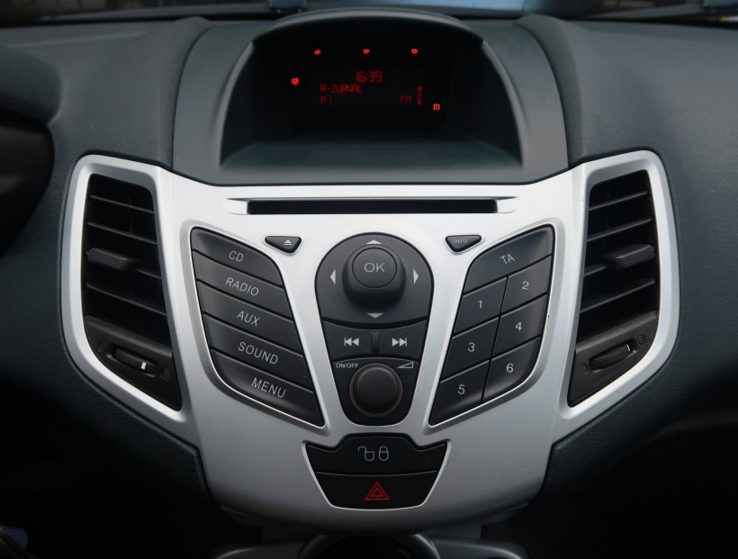 Ford Fiesta, 2011