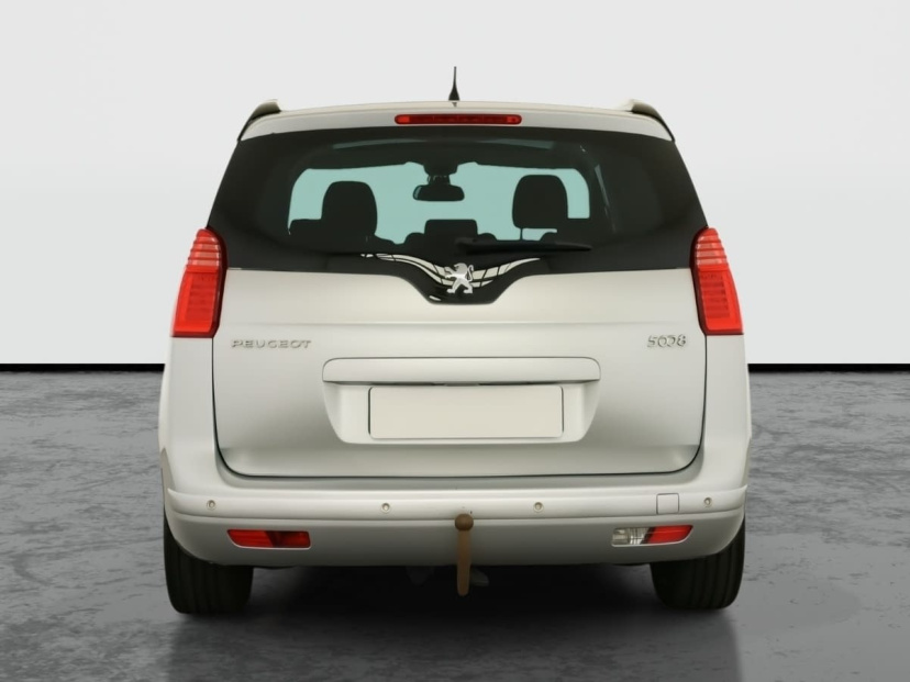 Peugeot 5008, 2011