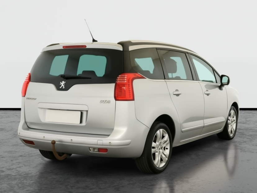 Peugeot 5008, 2011