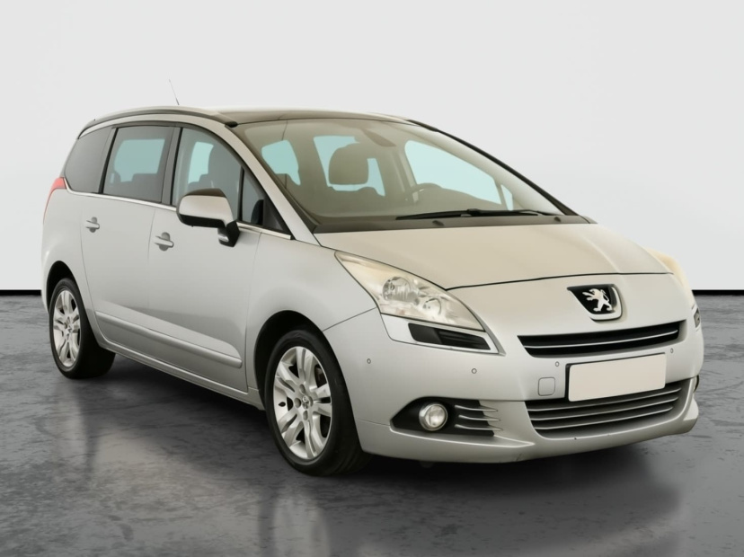 Peugeot 5008, 2011