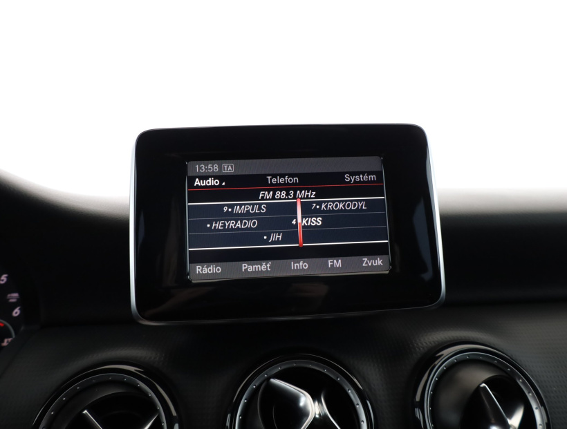 Mercedes-Benz A, 2013
