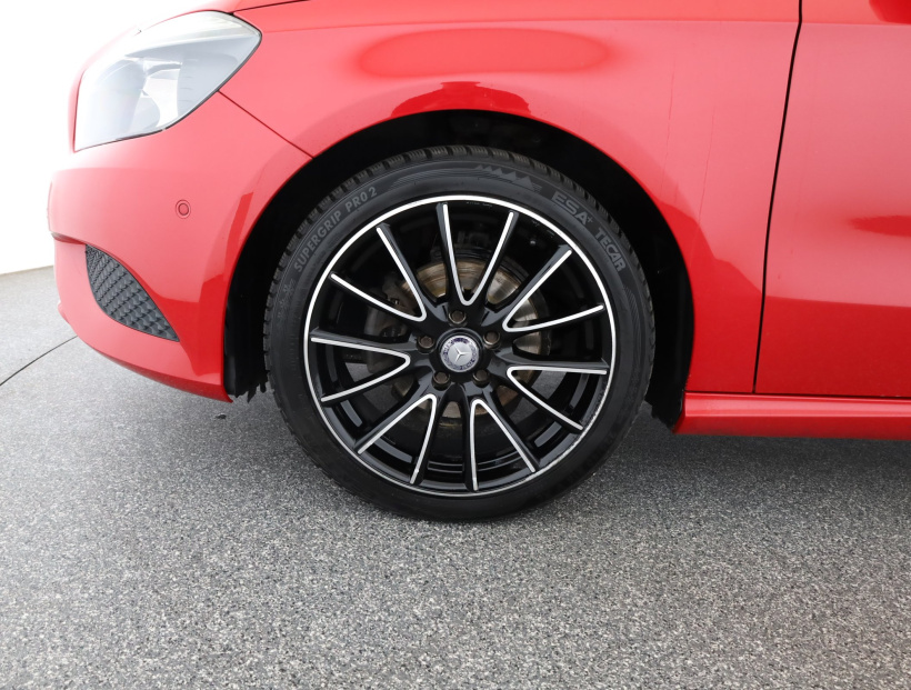 Mercedes-Benz A, 2013