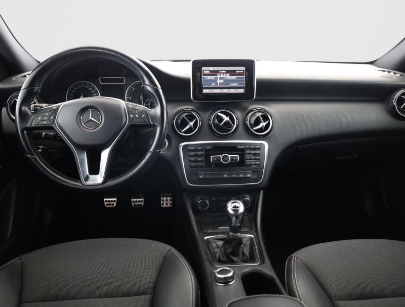 Mercedes-Benz A, 2013