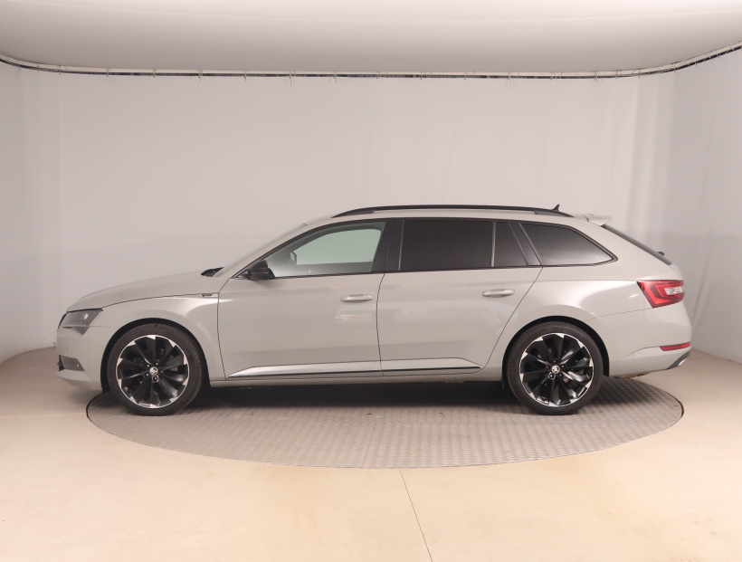 Škoda Superb, 2019