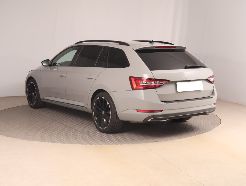 Škoda Superb, 2019