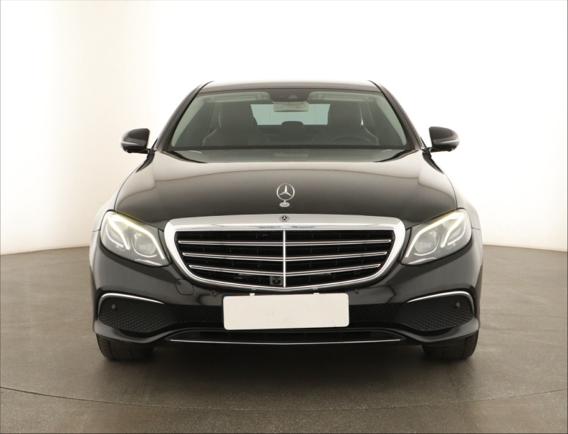 Mercedes-Benz E, 2018