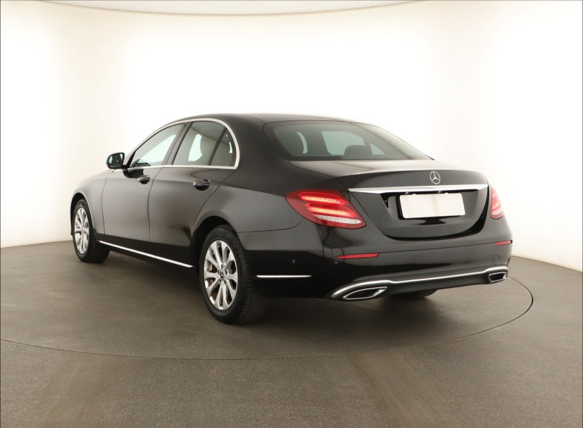 Mercedes-Benz E, 2018