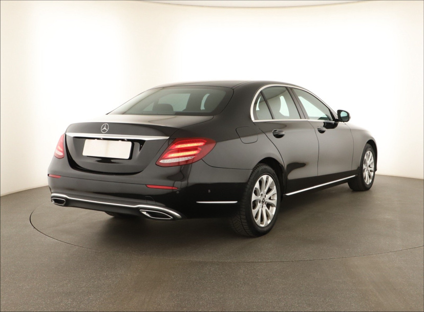 Mercedes-Benz E, 2018