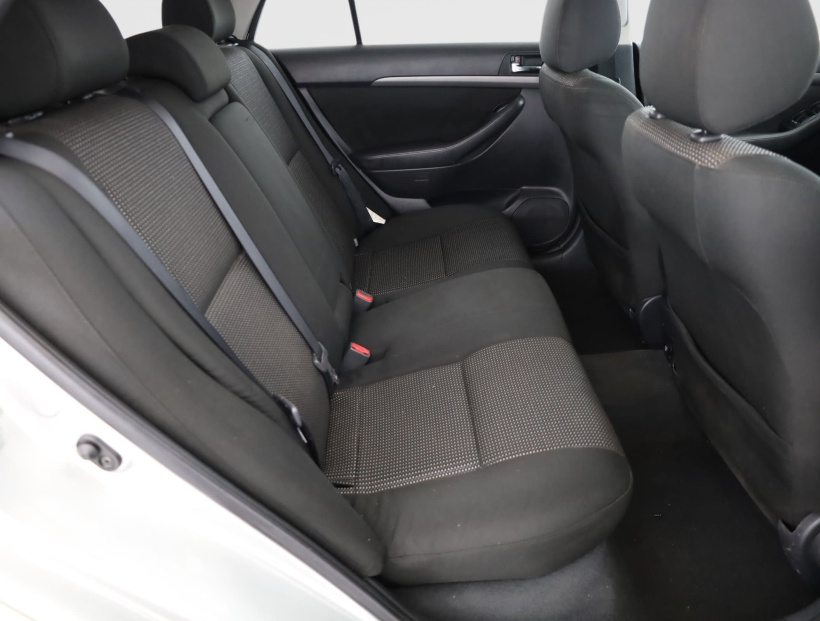 Toyota Avensis, 2006