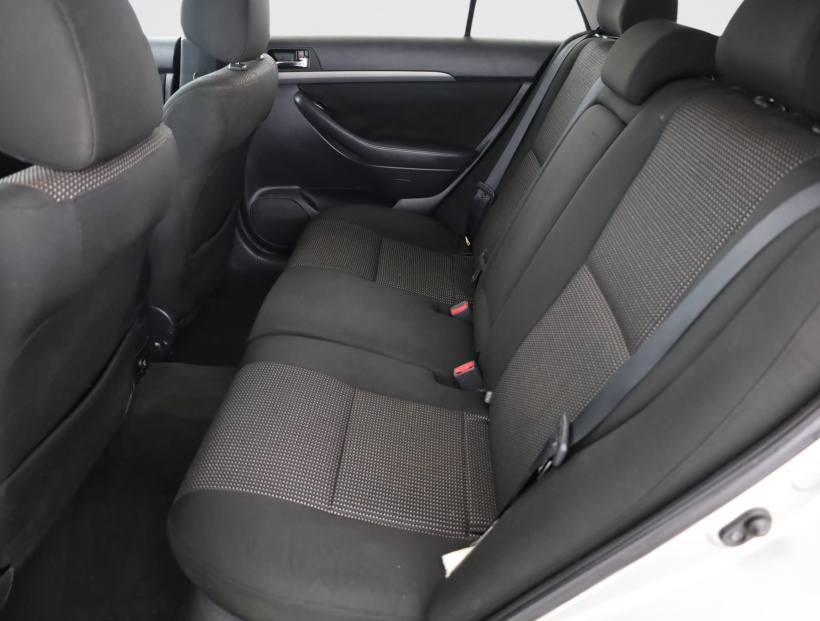 Toyota Avensis, 2006