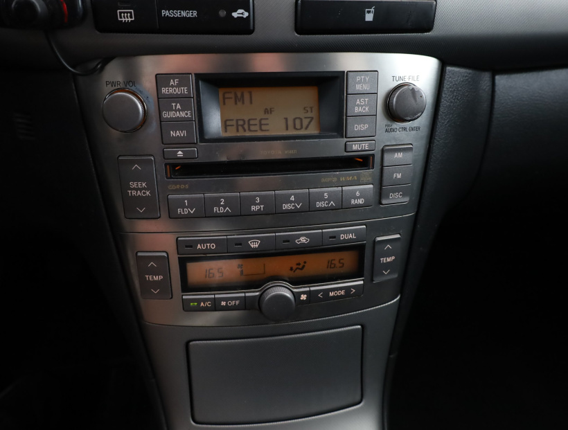 Toyota Avensis, 2006