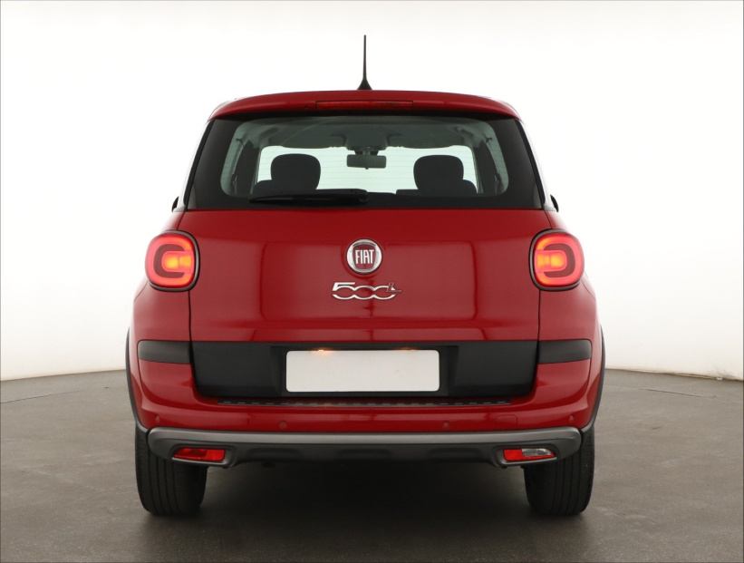 Fiat 500L, 2022