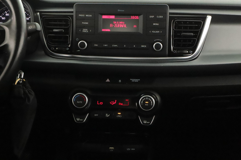 Kia Rio, 2022