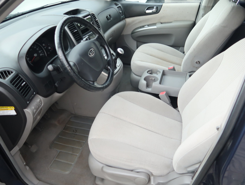 Kia Carnival, 2008