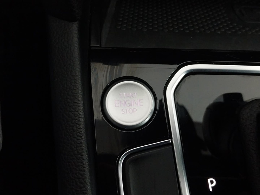 Volkswagen Passat, 2022