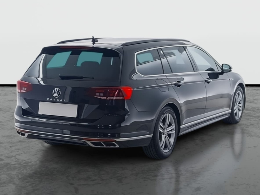 Volkswagen Passat, 2022