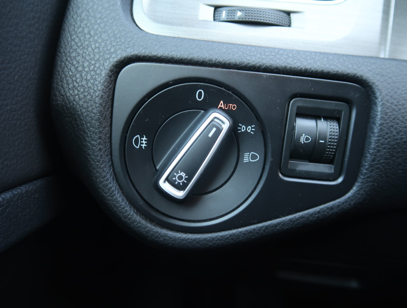 Volkswagen Golf, 2012