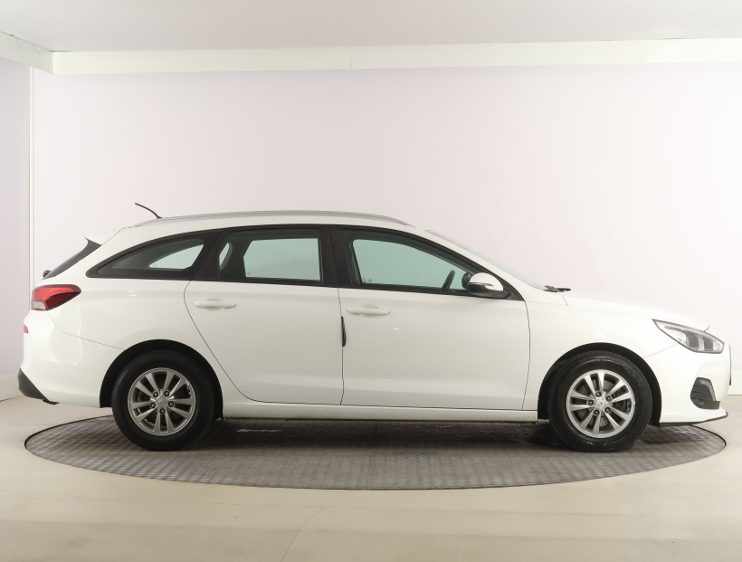 Hyundai i30, 2019