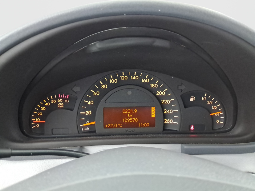 Mercedes-Benz C, 2003