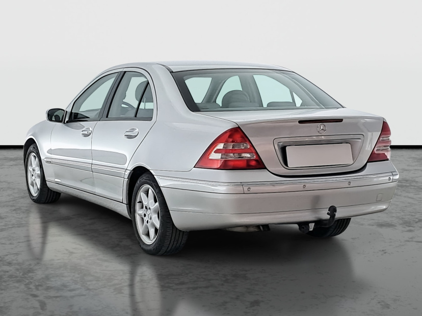 Mercedes-Benz C, 2003