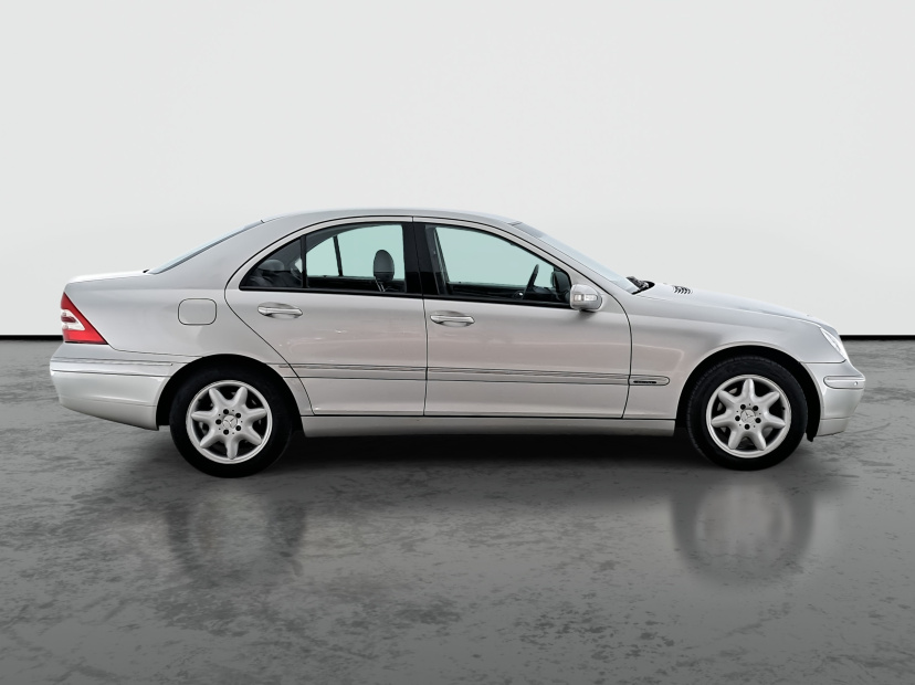 Mercedes-Benz C, 2003