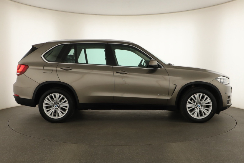 BMW X5, 2016