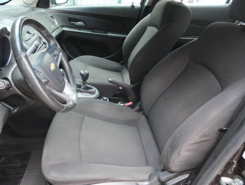 Chevrolet Cruze, 2013