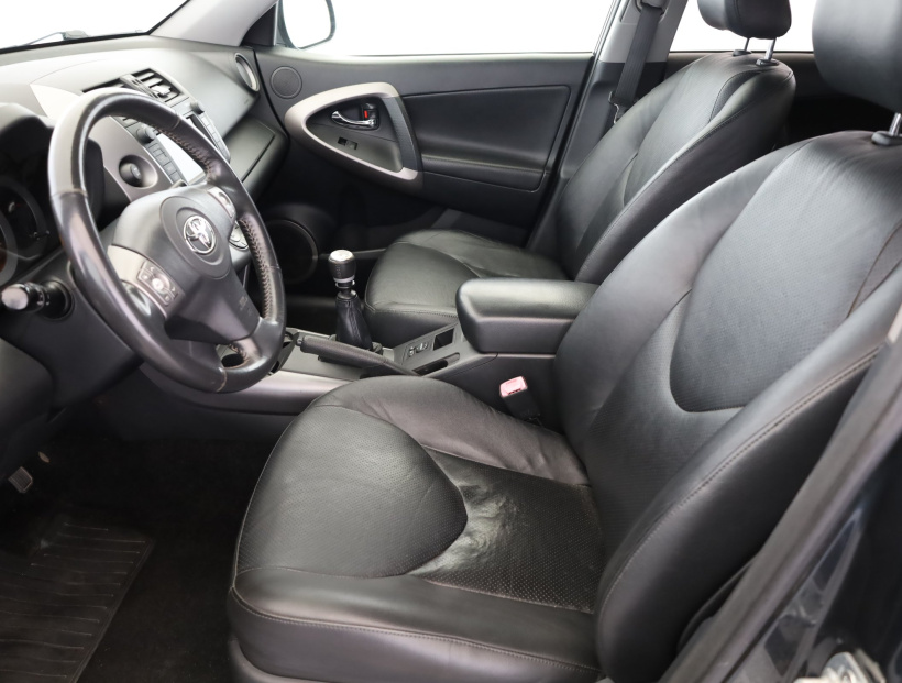 Toyota RAV 4, 2006