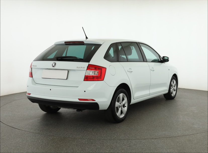 Škoda Rapid Spaceback, 2014