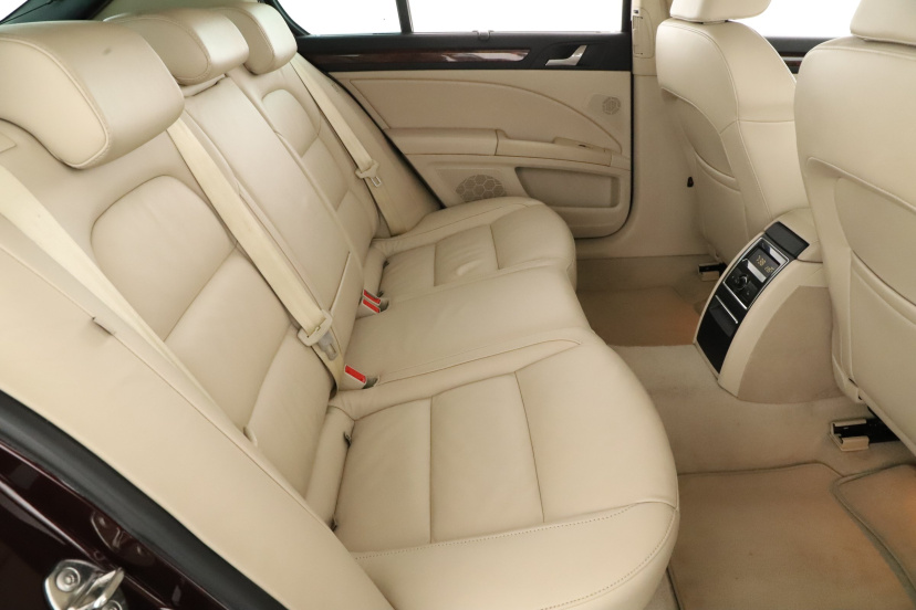 Škoda Superb, 2009