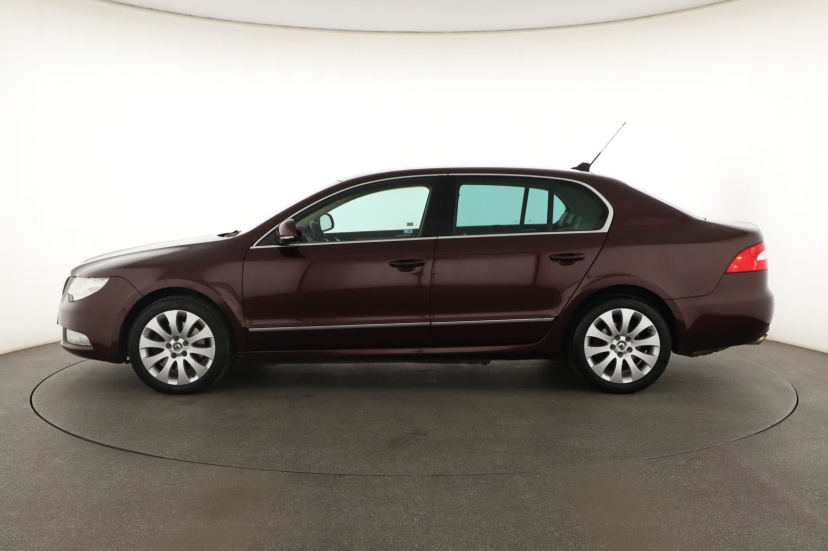 Škoda Superb, 2009