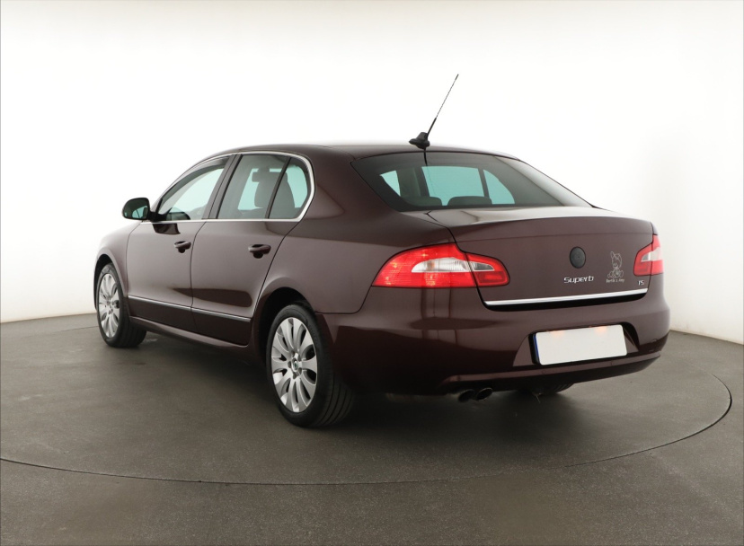 Škoda Superb, 2009