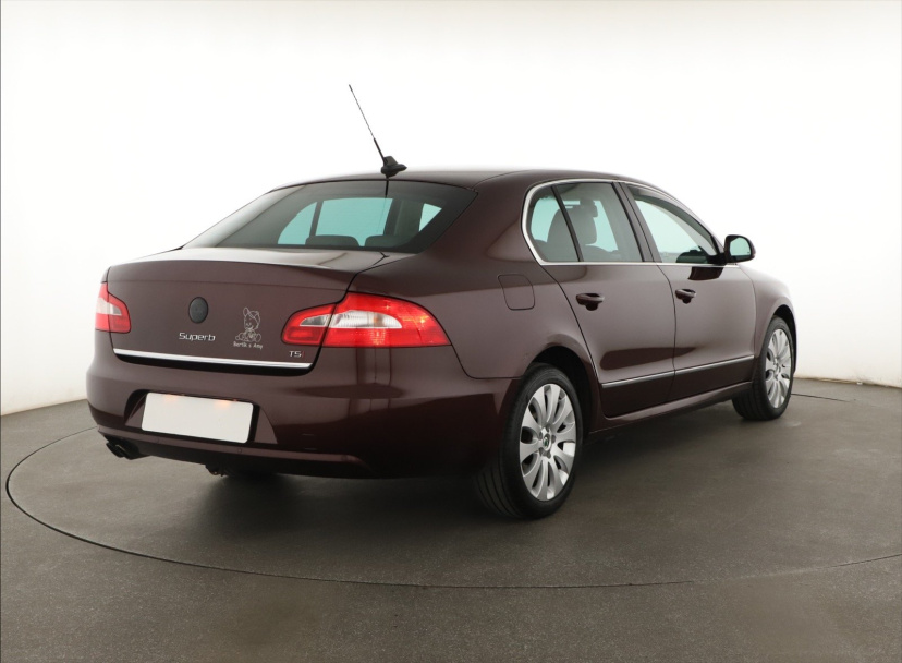 Škoda Superb, 2009