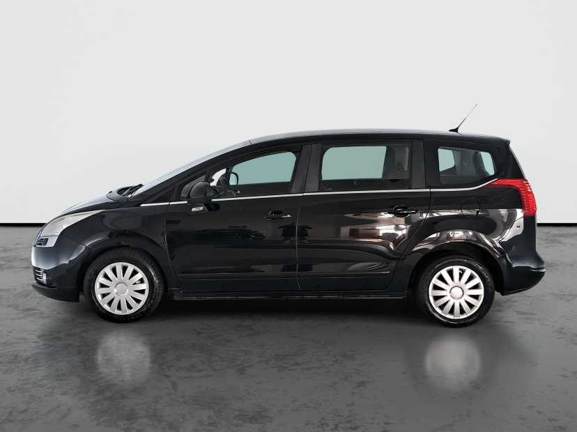 Peugeot 5008, 2011