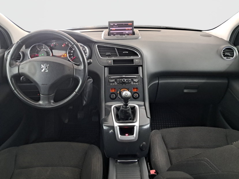 Peugeot 5008, 2011