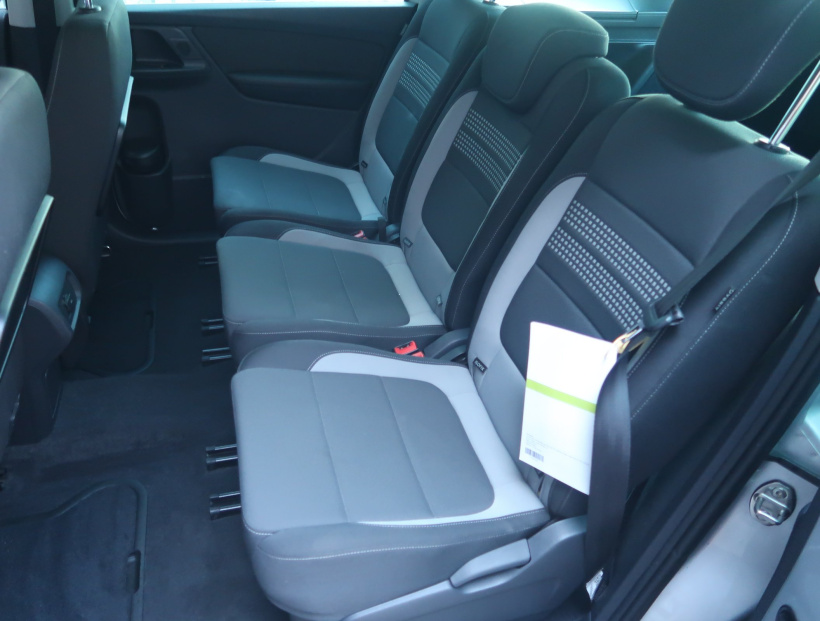 Volkswagen Sharan, 2013