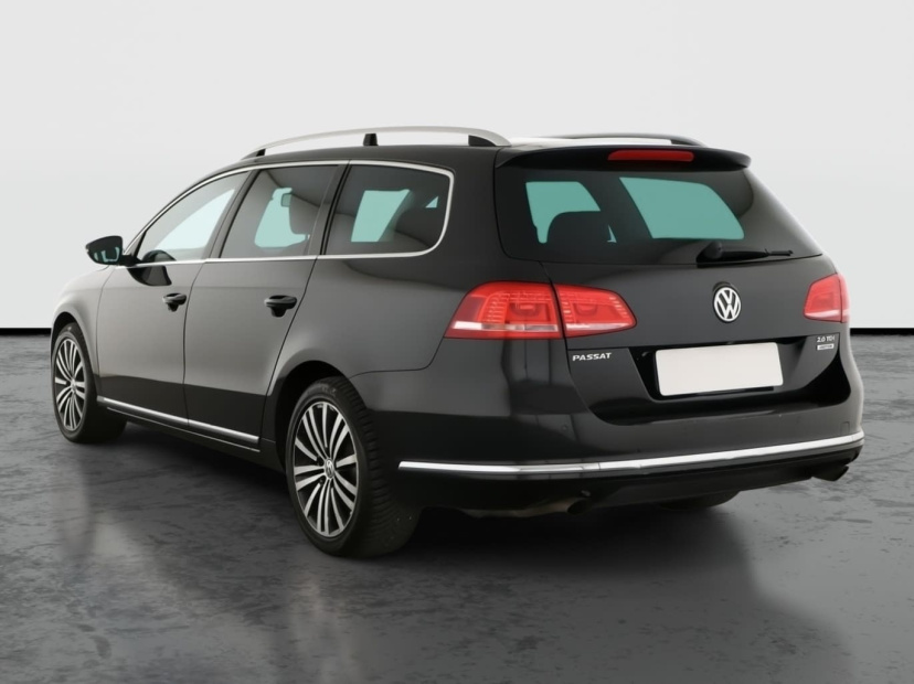 Volkswagen Passat, 2013
