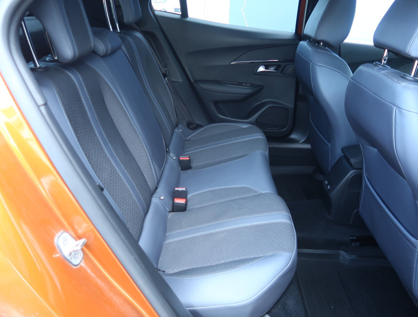 Peugeot 2008, 2020