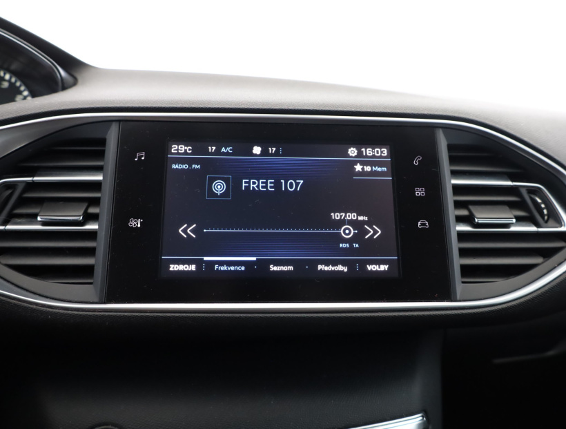 Peugeot 308, 2017