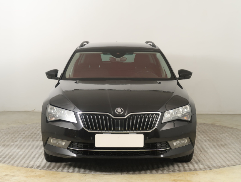 Škoda Superb, 2017