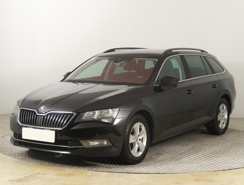 Škoda Superb, 2017