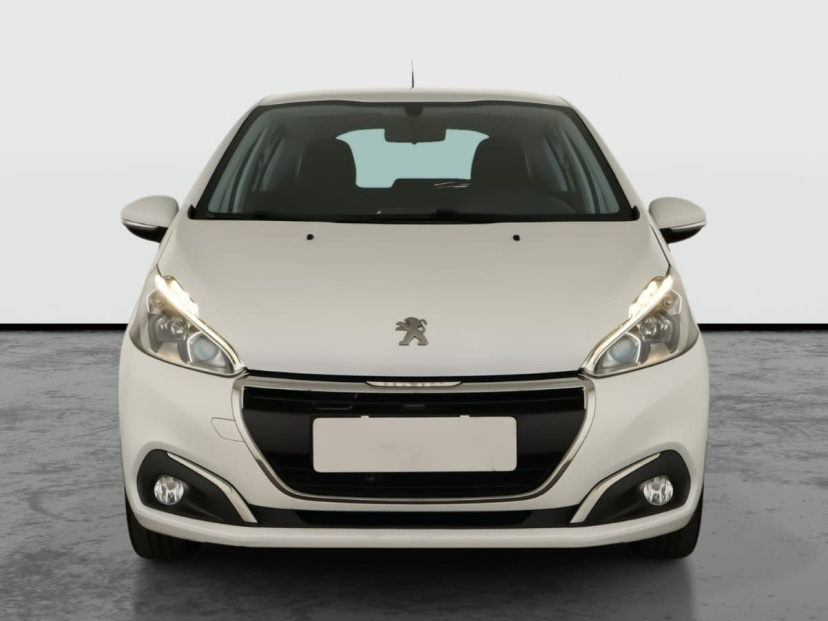 Peugeot 208, 2015
