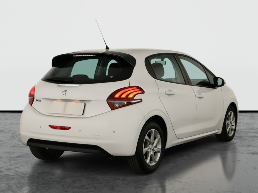 Peugeot 208, 2015